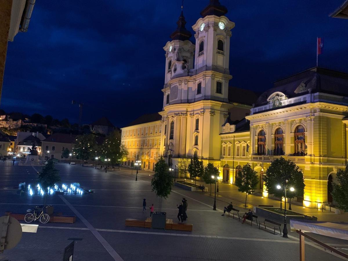 Forst-Ház Apartman Eger Esterno foto