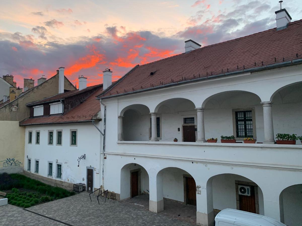 Forst-Ház Apartman Eger Esterno foto