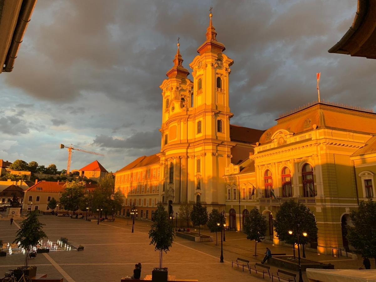 Forst-Ház Apartman Eger Esterno foto